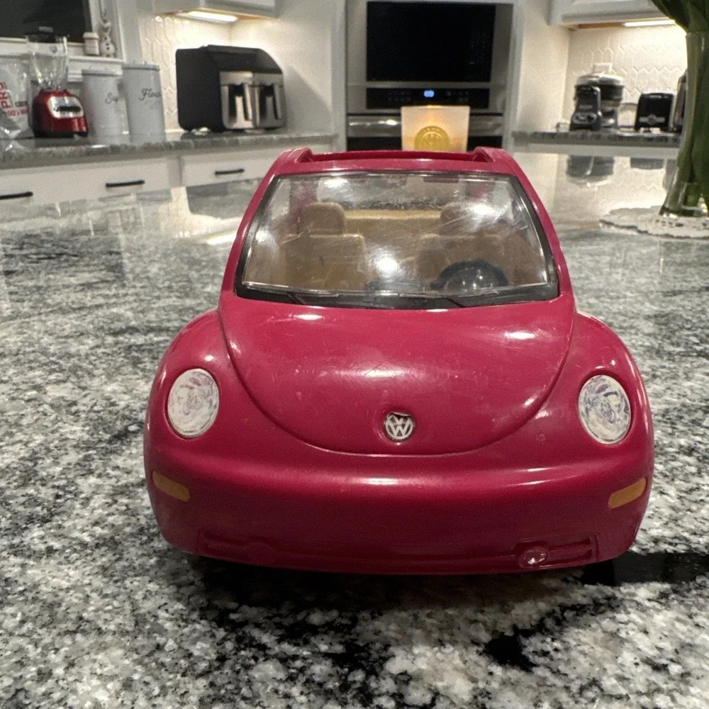 Fisher Price Loving Family Dollhouse VW BUG Pink Volkswagen NEW BEETLE Car 75342